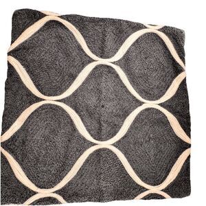 Pottery Barn 24x24 Textured Embroidered Blue/beige Pillow Cover 100% Cotton